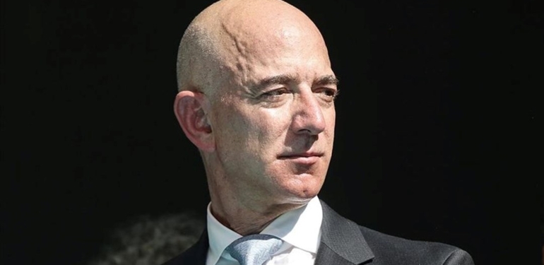 Jeff Bezos, servetini hayır kurumlarına mı bağışlayacak?