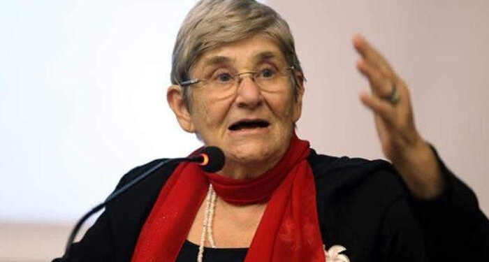 canan-karatay-net-konustu:-yasaklanmali!-alkolden-farki-yok