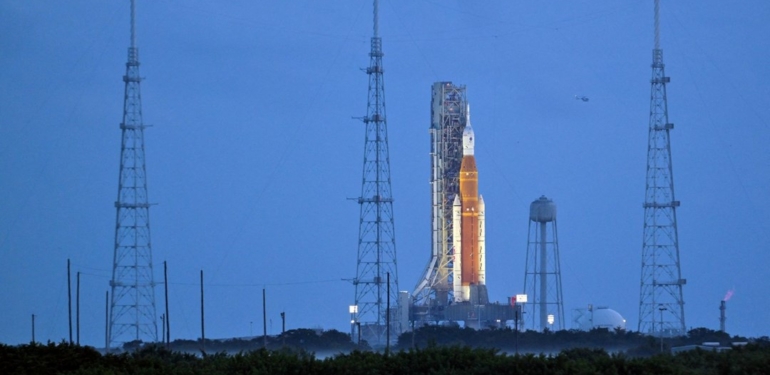 NASA Artemis 1 roketini fırlatmaya hazırlanıyor