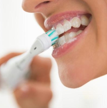 her-yemek-sonrasi-dislerimizi-fircalamali-miyiz?