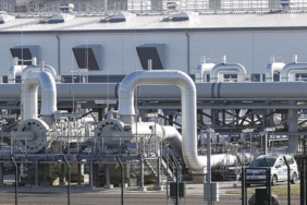 rusya-ile-cin-enerji-sevkiyati-odemelerinde-ulusal-paraya-geciyor