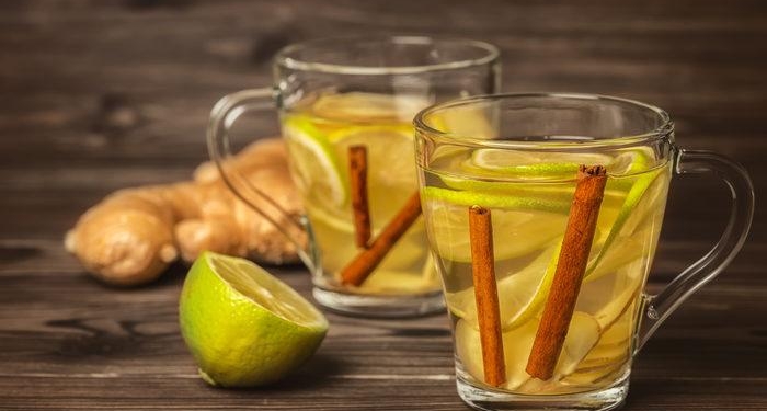 Çubuk tarçınlı su ne kadar tüketilmeli? Tarçınlı su günde kaç bardak içilir, kaynatmadan içilir mi?