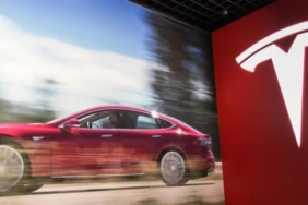 tesla'da-kriz!-67-bin-698-arac-geri-cagrildi