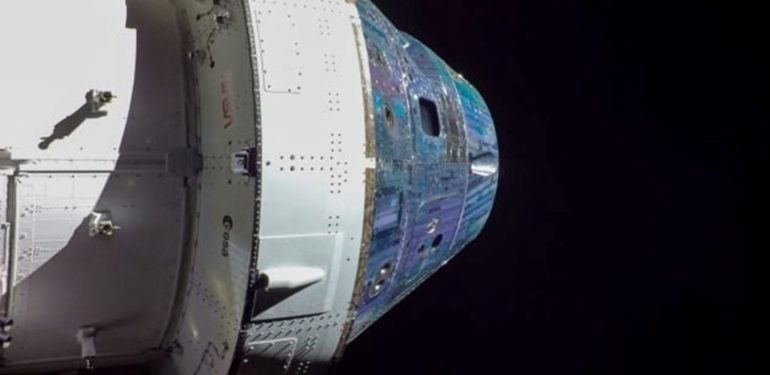 Orion uzay aracından Ay’ın uzak tarafında selfie