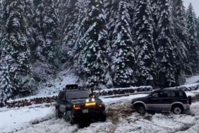 doga-tutkunlari-karin-keyfini-araclariyla-cikardi