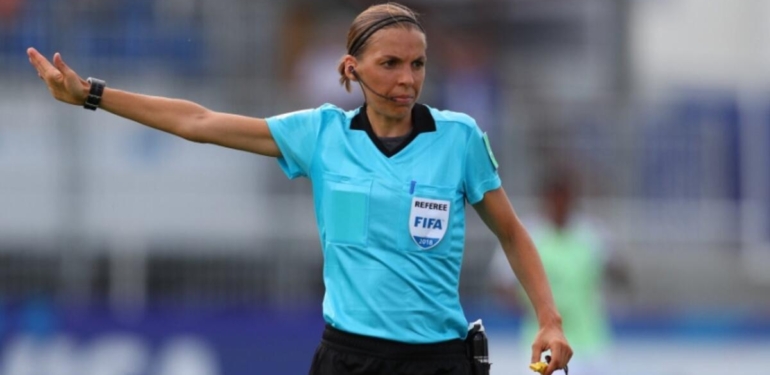 Dünya Kupası'nda görev yapan ilk kadın hakem Stephanie Frappart olacak