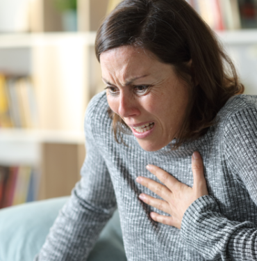 yuzlerce-kisi-kalp-krizi-gecirmeden-once-ayni-hatayi-yaptigini-belirtti!-kalp-krizi-riskini-dort-kat-artiriyor