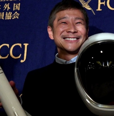 japon-milyarder-maezawa:-uzayla-ilgili-buyuk-bir-duyuru-yapacagim