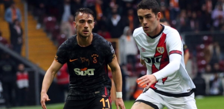 Galatasaray'da Yunus Akgün imzayı atıyor