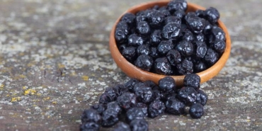 yaban-mersini-kurusu-nasil-tuketilir,-cig-yenir-mi?-yaban-mersini-kurusu-neye-iyi-gelir,-goz-icin-nasil-kullanilir?