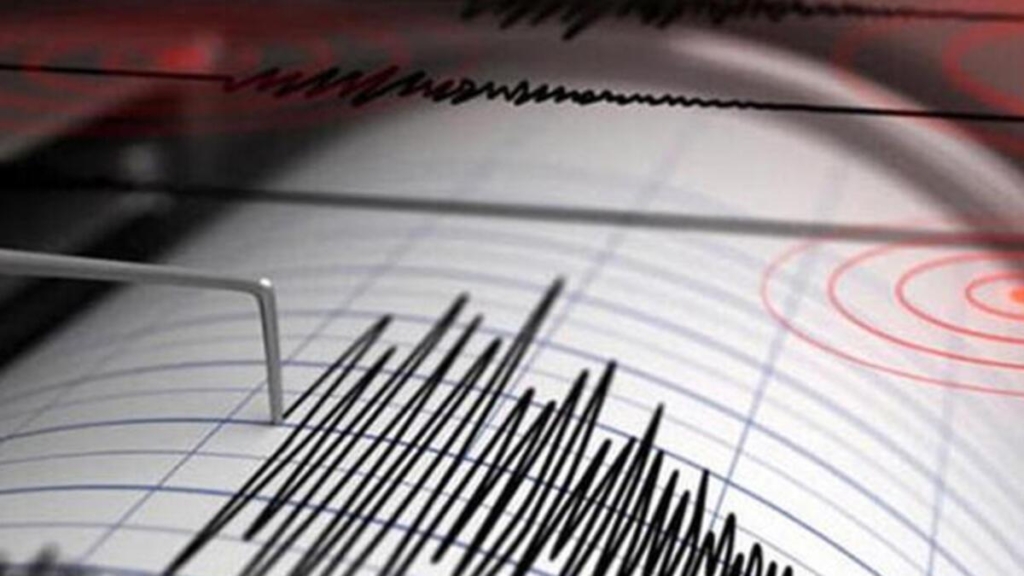 son-dakika-haberi…-kusadasi-korfezi'nde-korkutan-deprem!-aydin-ve-izmir'de-de-hissedildi