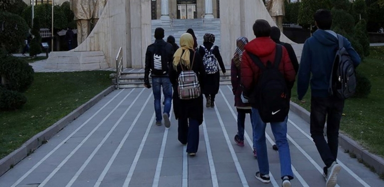 İş tercihi ve kariyer planlaması anketi: Gençlerin yarısının tercihi kamu