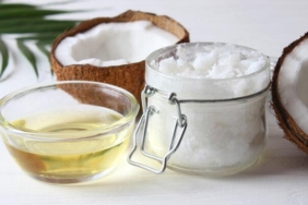 hindistan-cevizi-yagi-nasil-tuketilir,-cilde-nasil-uygulanir?-hindistan-cevizi-yagi-icmek-neye-iyi-gelir,-ac-mi-tok-mu-icilir?