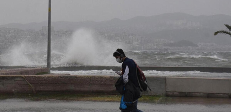 İzmir Valiliğinden fırtına uyarısı