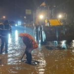 izmir’in-ilceleri-saganaga-teslim-oldu