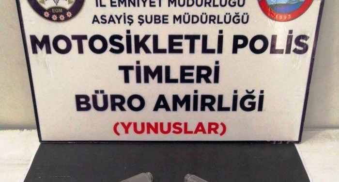 Yunus Timleri bir kişinin üzerinde uyuşturucu ele geçirdi