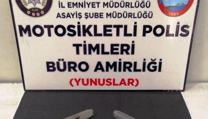 yunus-timleri-bir-kisinin-uzerinde-uyusturucu-ele-gecirdi