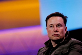 musk,-ozel-jetinin-konum-bilgilerini-paylasan-twitter-hesabini-askiya-aldi