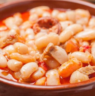 bakanlik-acikladi!-bekar-erkeklere-ozel-menu:-sebzeli-omlet,-sogus-yesillik,-etli-kuru-fasulye…