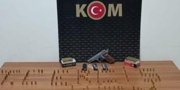 van’da-170-adet-elektronik-sigara-likidi-ele-gecirildi