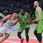 anadolu-efes'in-yildizlari-maci-birakip-penaltilari-izledi