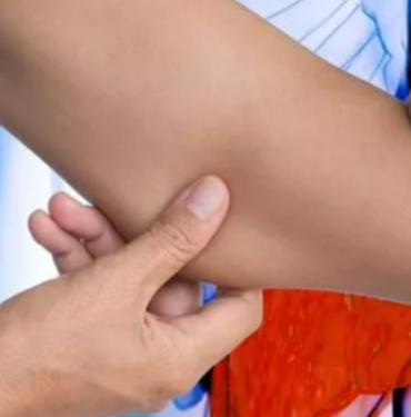 dikkat!-belirti-vermeden-sinsice-ilerleyerek-karacigeri-mahvediyor…-hastalarin-neredeyse-yarisi-ayni-belirtiyi-yasiyor