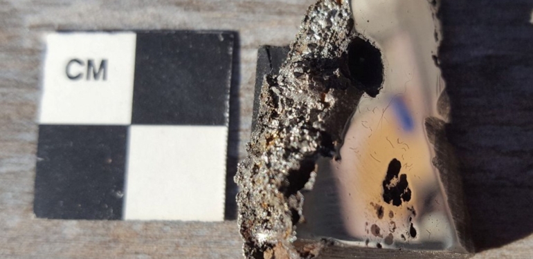 Dünya’ya çarpan göktaşında  yeryüzünde bulunmayan iki mineral keşfedildi