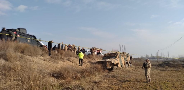 Son dakika… Iğdır'da askeri araç devrildi: Yaralılar var