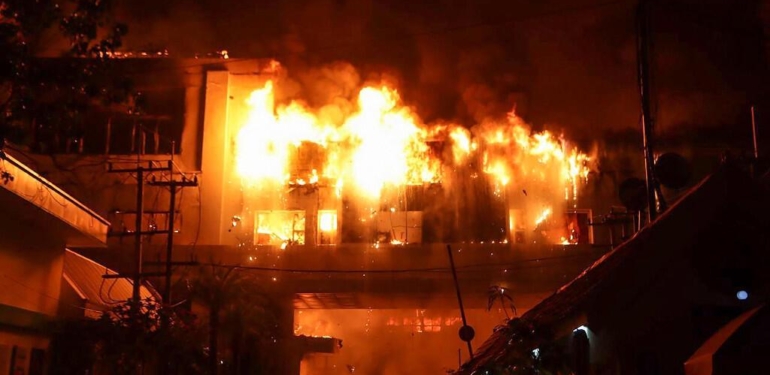 Kamboçya'da otel yangını: En az 10 kişi hayatını kaybetti