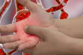 kalp-krizinin-yaklastigini-gosteren-o-belirti!-ellerdeki-hisse-dikkat