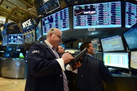 piyasalar-yilin-ilk-islem-gunune-sakin-basladi