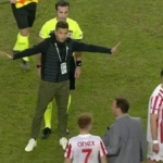 nuri-sahin'den-ornek-davranis