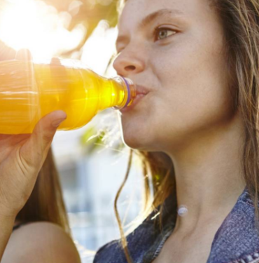 kendinize-yaptiginiz-en-buyuk-kotuluk!-bobrekleri-resmen-bitiriyor…-bobrek-taslarina-neden-oluyor