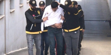 adana’da-ciftlige-duzenlenen-operasyonda-yakalanan-3-zanli-tutuklandi