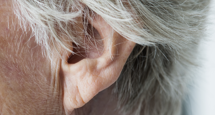 hemen-kontrol-edin!-kulakta-ortaya-cikan-bu-durum-tehlikeli-hastaligin-habercisi-olabilir