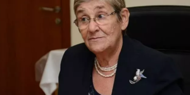 prof-dr.-canan-karatay’in-favori-karisimi!-hastaliklara-karsi-zirh-gibi-koruyor,-omrunuze-omur-katiyor