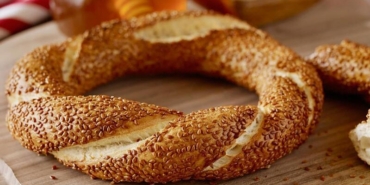 evde-simit-yapimi:-evde-simit-nasil-yapilir?-yapimi-kolay-en-guzel-evde-simit-tarifi-malzemeleri