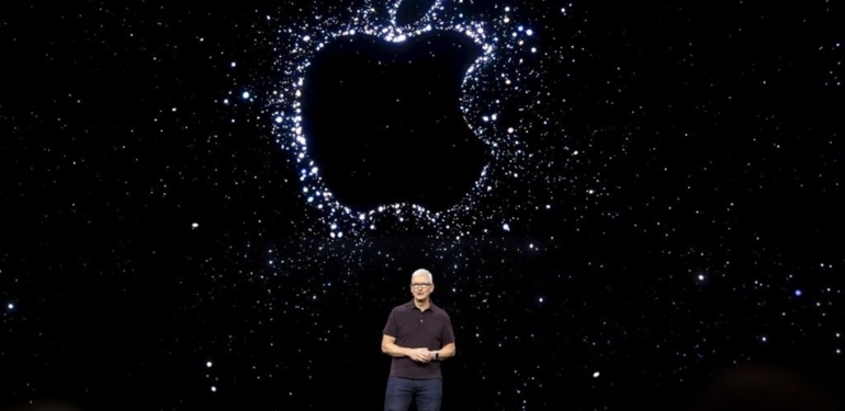 Apple, Tim Cook’un maaşından yaklaşık yüzde 40 kesinti yapacak
