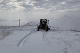 tunceli’de-kar-yagisi-nedeniyle-47-koy-yolu-ulasima-kapandi
