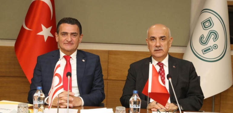 Bakan Kirişci, KKTC'li mevkidaşı ile görüştü