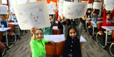 19-milyon-ogrenci-karne-aliyor