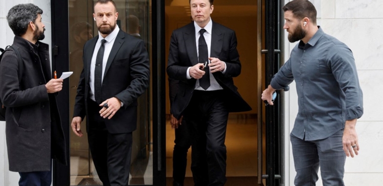 Elon Musk Beyaz Saray danışmanlarıyla görüştü