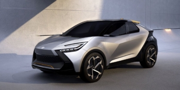 toyota’nin-sarj-edilebilir-hibrit-otomobili-sakarya’da-uretilecek