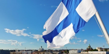finlandiya-hakkinda-her-sey;-finlandiya-bayraginin-anlami,-finlandiya-baskenti-neresidir?-saat-farki-ne-kadar,-para-birimi-nedir?