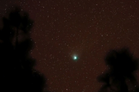 50-bin-yil-sonra-ilk-kez:-yesil-kuyruklu-yildizdan-carpici-fotograflar