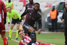 besiktas'ta-nkoudou-armasiz-forma-ile-oynadi