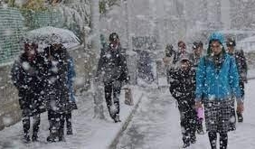 son-dakika:-karaman’da-okullar-tatil-mi?-okul-tatili-uzatildi-mi?-6-subat-2022-karaman’da-yarin-okul-var-mi-yok-mu?-valilik’ten-kar-tatili-aciklamasi-geldi-mi?