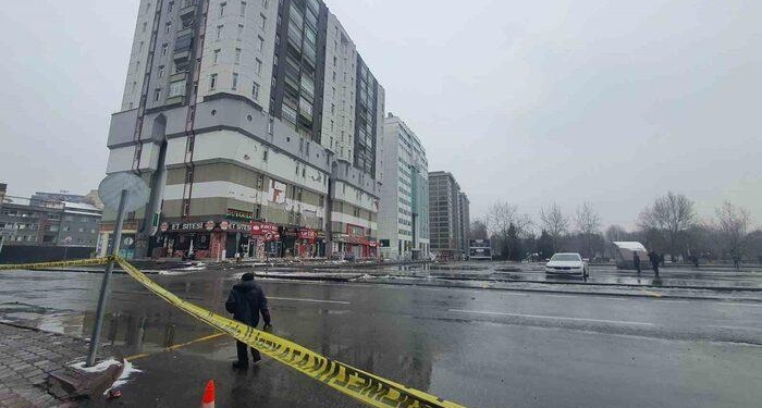 Kayseri’de büyük deprem paniği