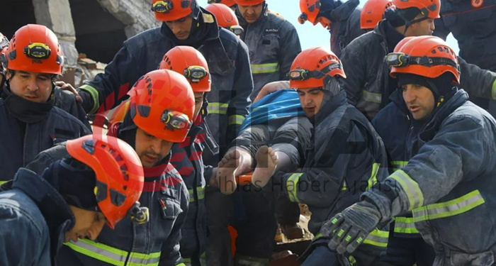 Depremzedelere yapılan doğru müdahale hayat kurtarıyor! Depremzedelere müdahale nasıl olmalı?