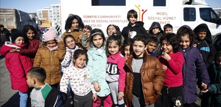 Özel okul derneklerinden ortak açıklama: Göç eden yavrularımızı tam burslu okutacağız